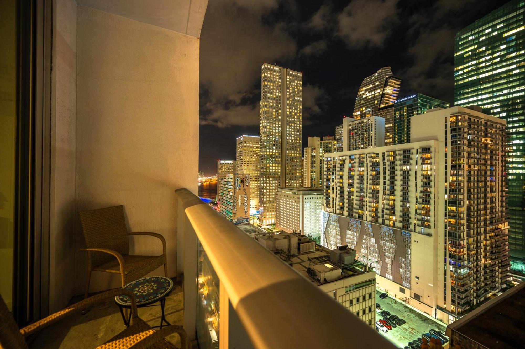Apartamento Luxury Loft W Skyline View, Rooftop Pool, Brickell Downtown Miami