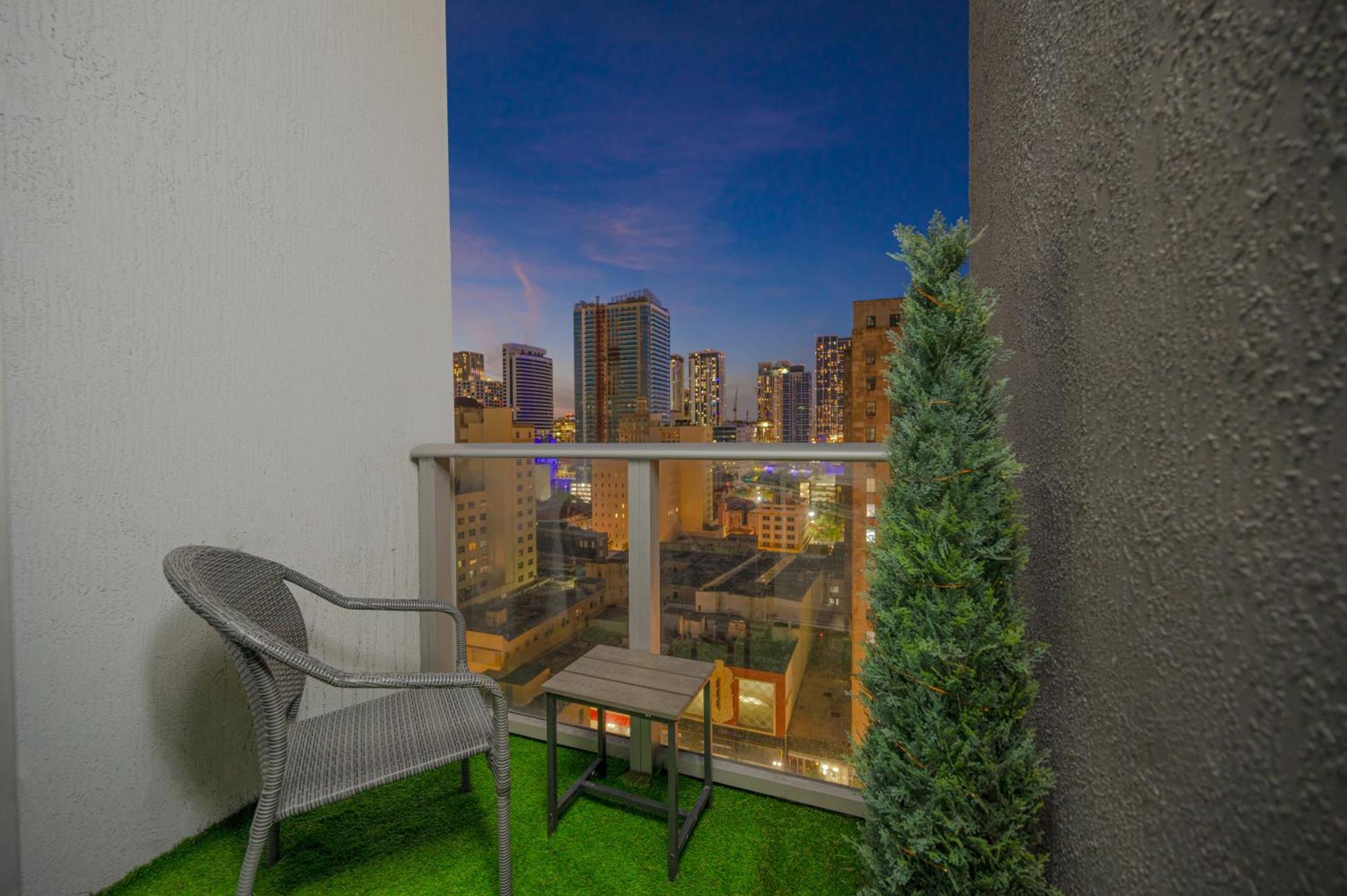 Apartamento Luxury Loft W Skyline View, Rooftop Pool, Brickell Downtown